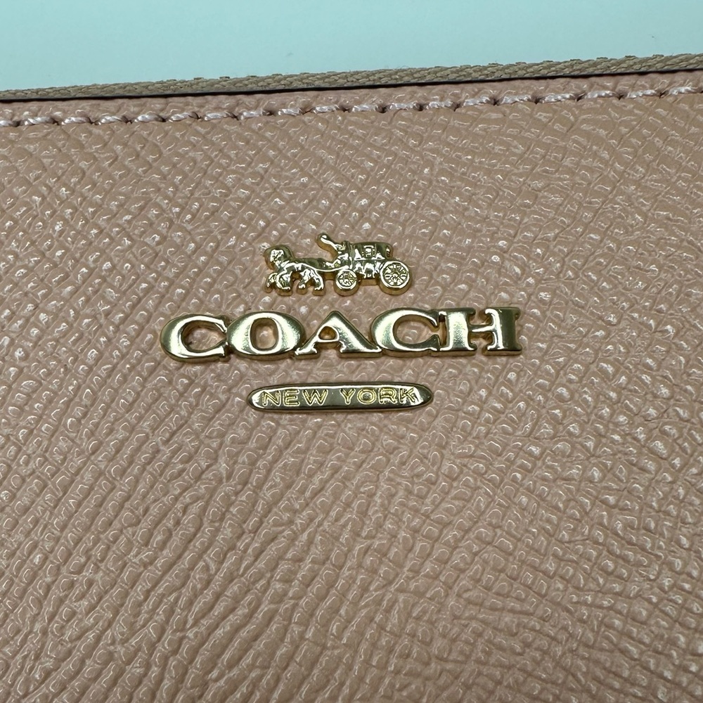 Coach Shell Pink Clutch/Wristlet - Picture 6 of 6